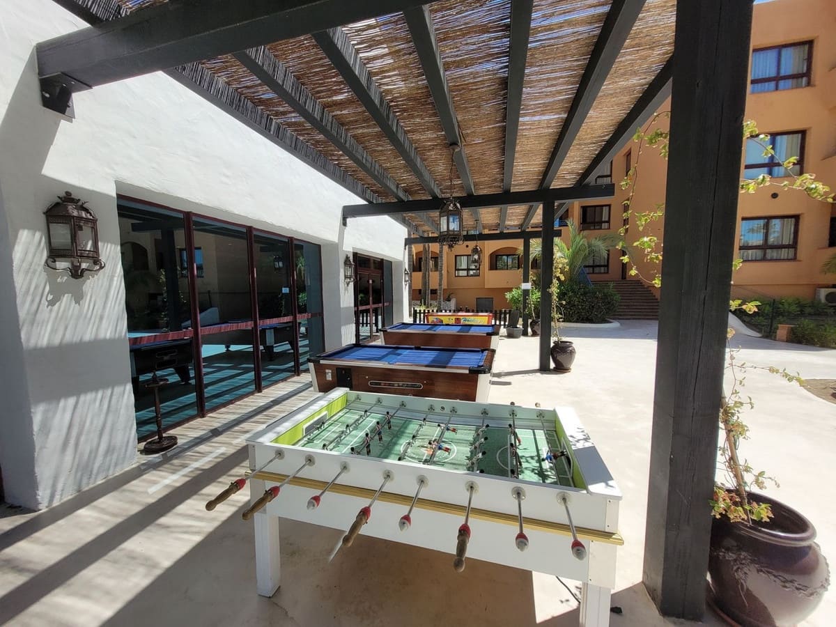 1 bedroom Apartment for sale in Benahavis with pool - € 115,000 (Ref: 9655714)