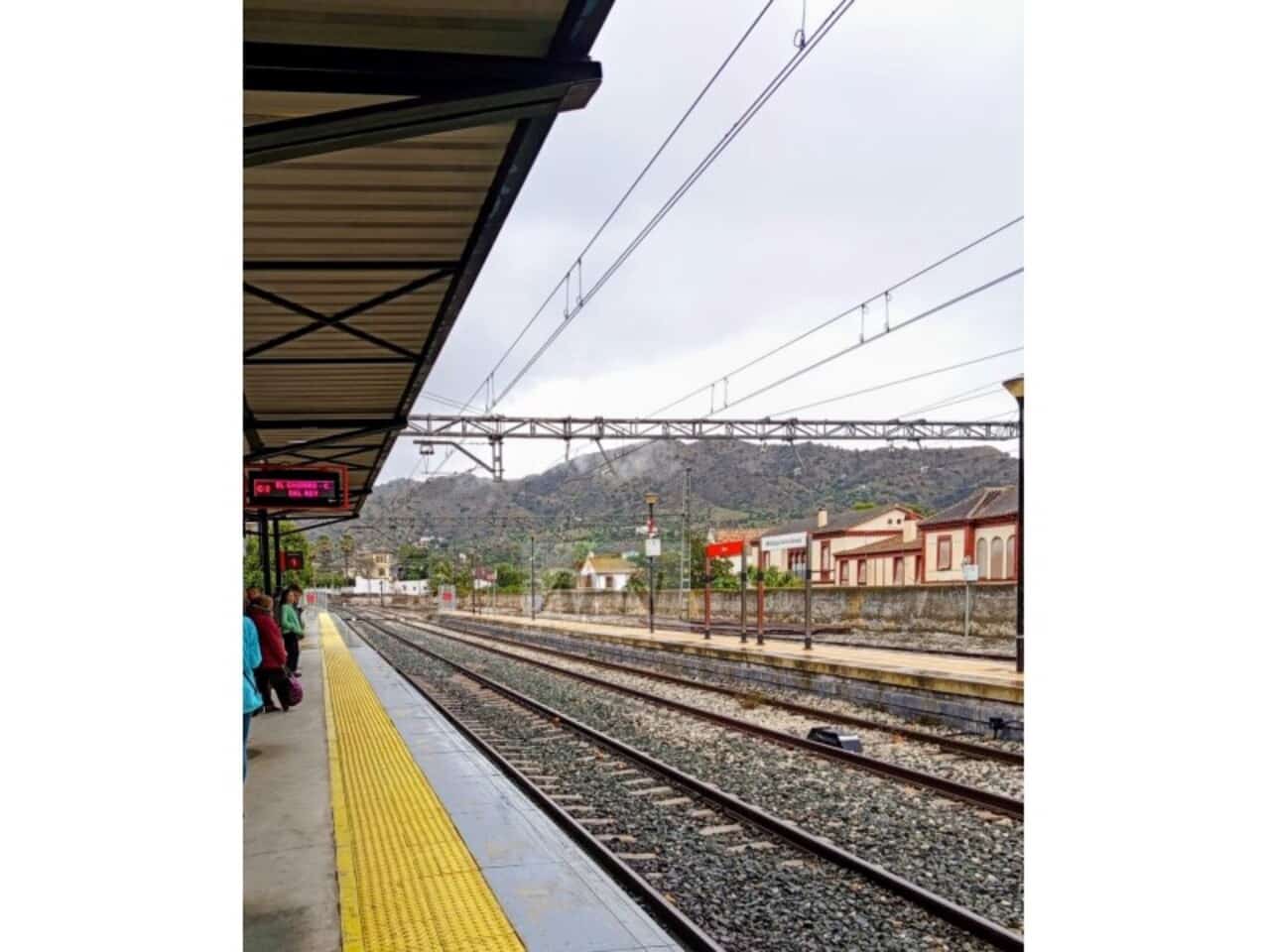 3 makuuhuone Omakotitalo myytävänä paikassa Alora - 168 000 € (Ref: 9656586)