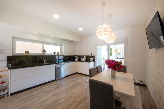 3 quarto Quinta/Casa Rural para venda em Mijas com piscina garagem - 995 000 € (Ref: 9657066)