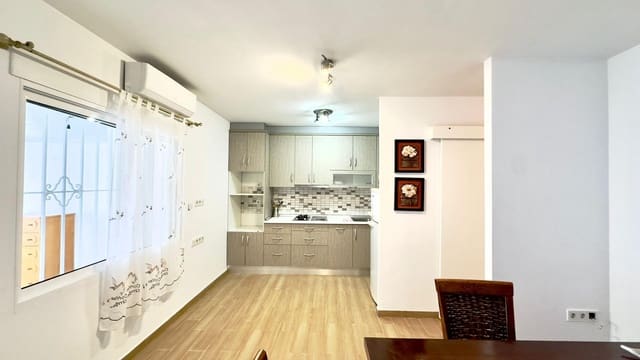 2 slaapkamer Bungalow te koop in Torrevieja - € 122.900 (Ref: 9657069)