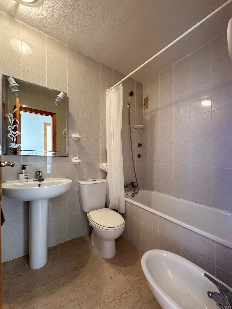 2 bedroom Bungalow for sale in San Miguel de Salinas with pool - € 139,950 (Ref: 9658388)