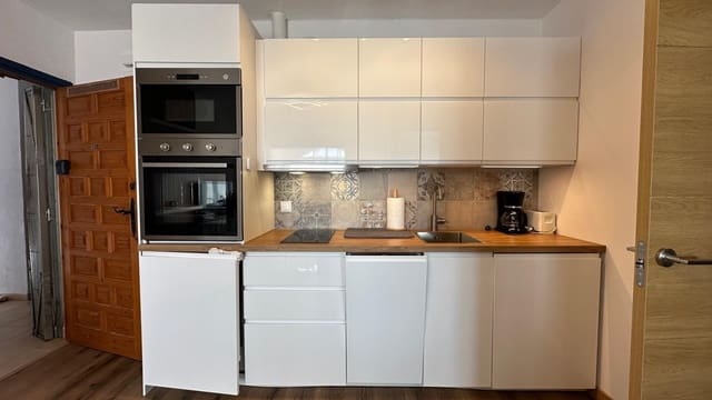 1 slaapkamer Bungalow te koop in Torrevieja - € 139.900 (Ref: 9660593)