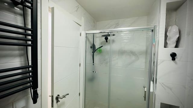 3 chambre Appartement à vendre à Alicante ville - 174 000 € (Ref: 9663316)