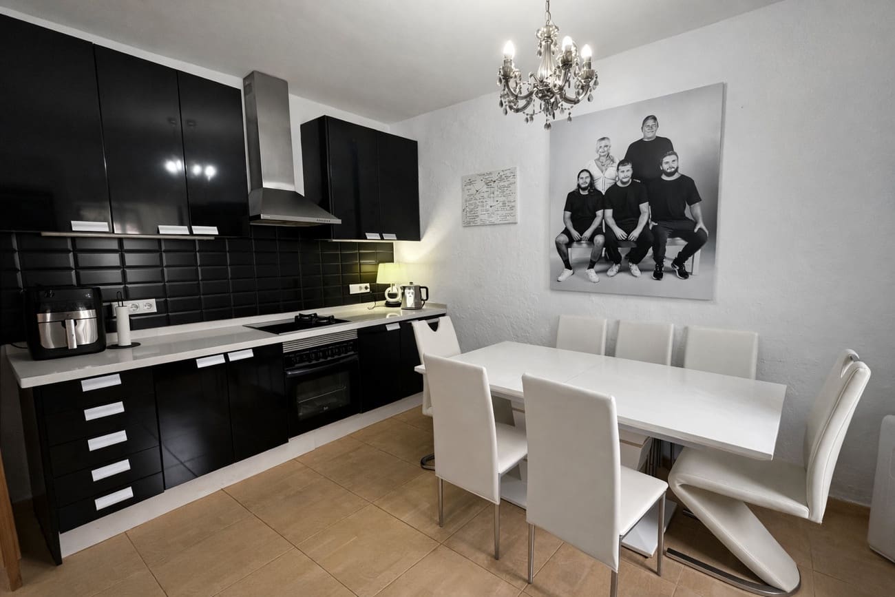 Chalet de 8 habitaciones en Castalla en venta con piscina - 549.995 € (Ref: 9665571)