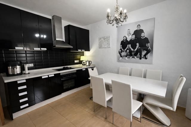 Chalet de 8 habitaciones en Castalla en venta con piscina - 549.995 € (Ref: 9665571)