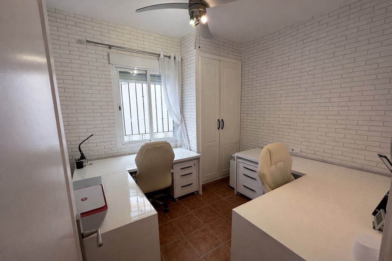 Chalet de 8 habitaciones en Castalla en venta con piscina - 549.995 € (Ref: 9665571)