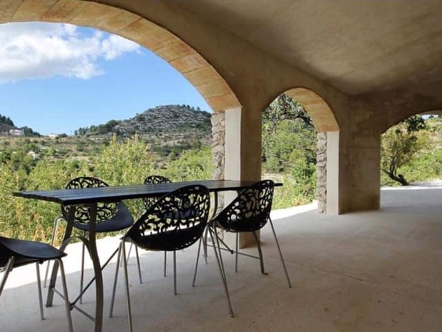 Finca/Casa Rural de 3 habitaciones en Tárbena en venta - 395.000 € (Ref: 9666388)