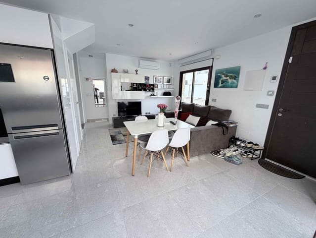 3 slaapkamer Huis te koop in Cabo Roig, Orihuela met zwembad - € 299.000 (Ref: 9668272)