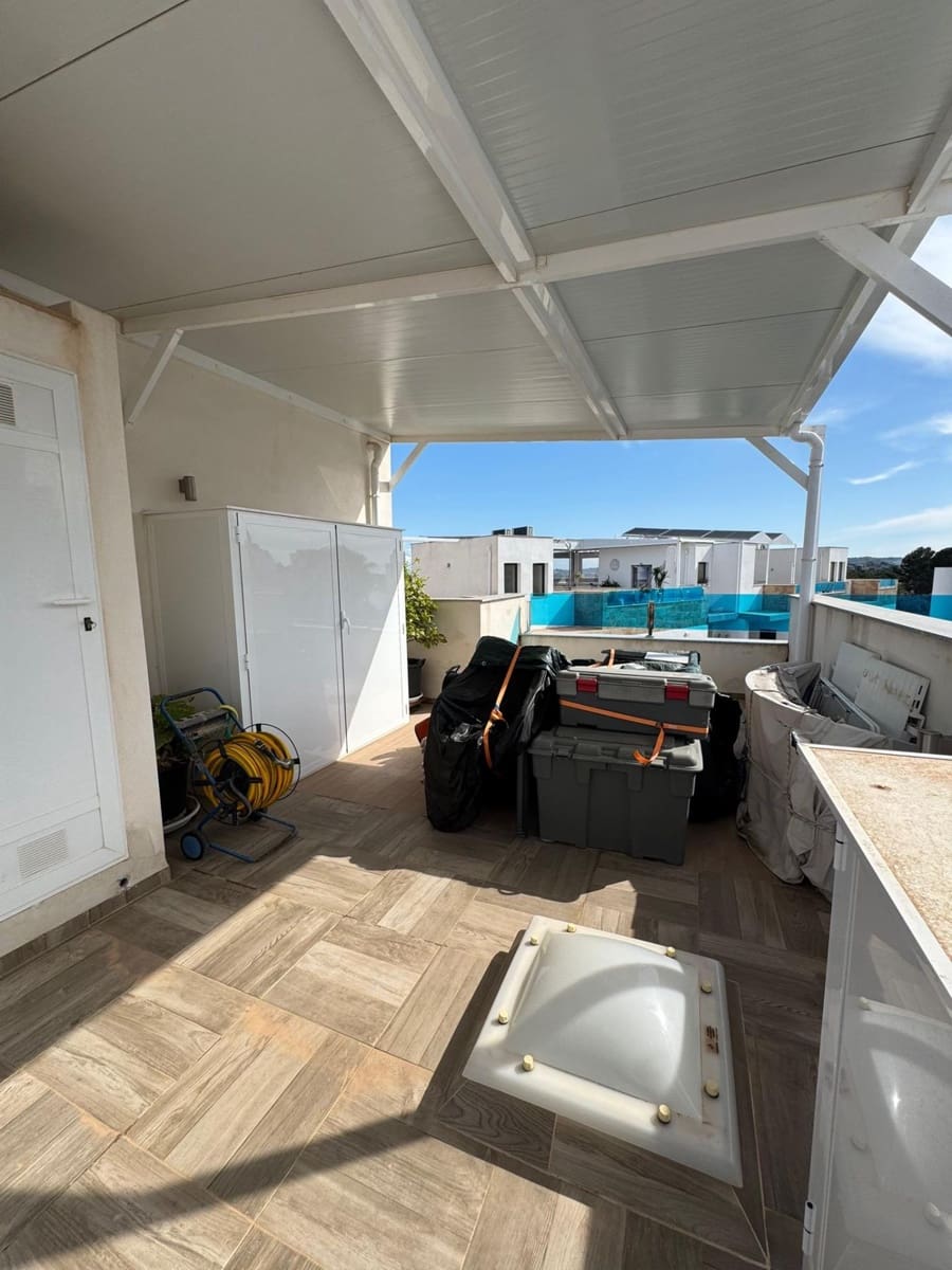 3 Zimmer Haus zu verkaufen in Bigastro mit Pool - 238.000 € (Ref: 9669411)