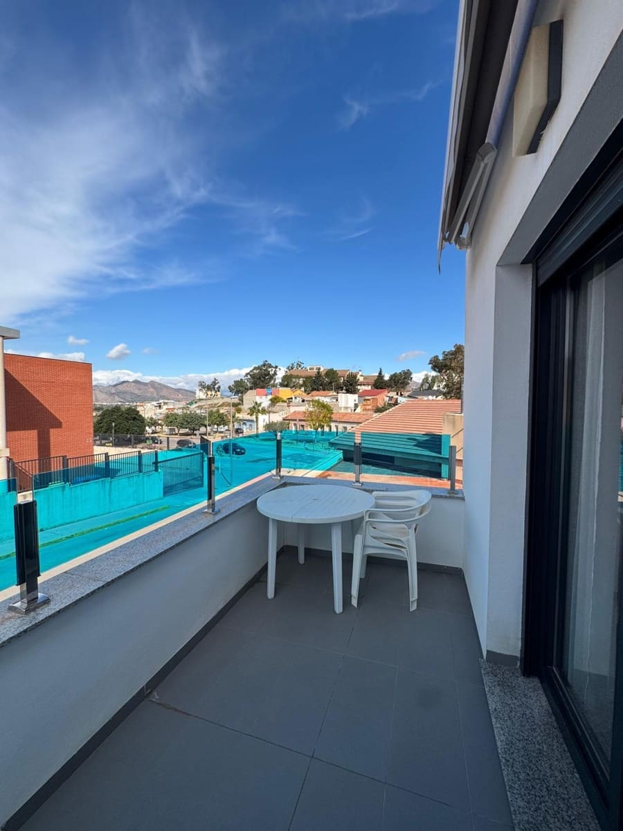 Casa de 3 habitaciones en Bigastro en venta con piscina - 238.000 € (Ref: 9669411)