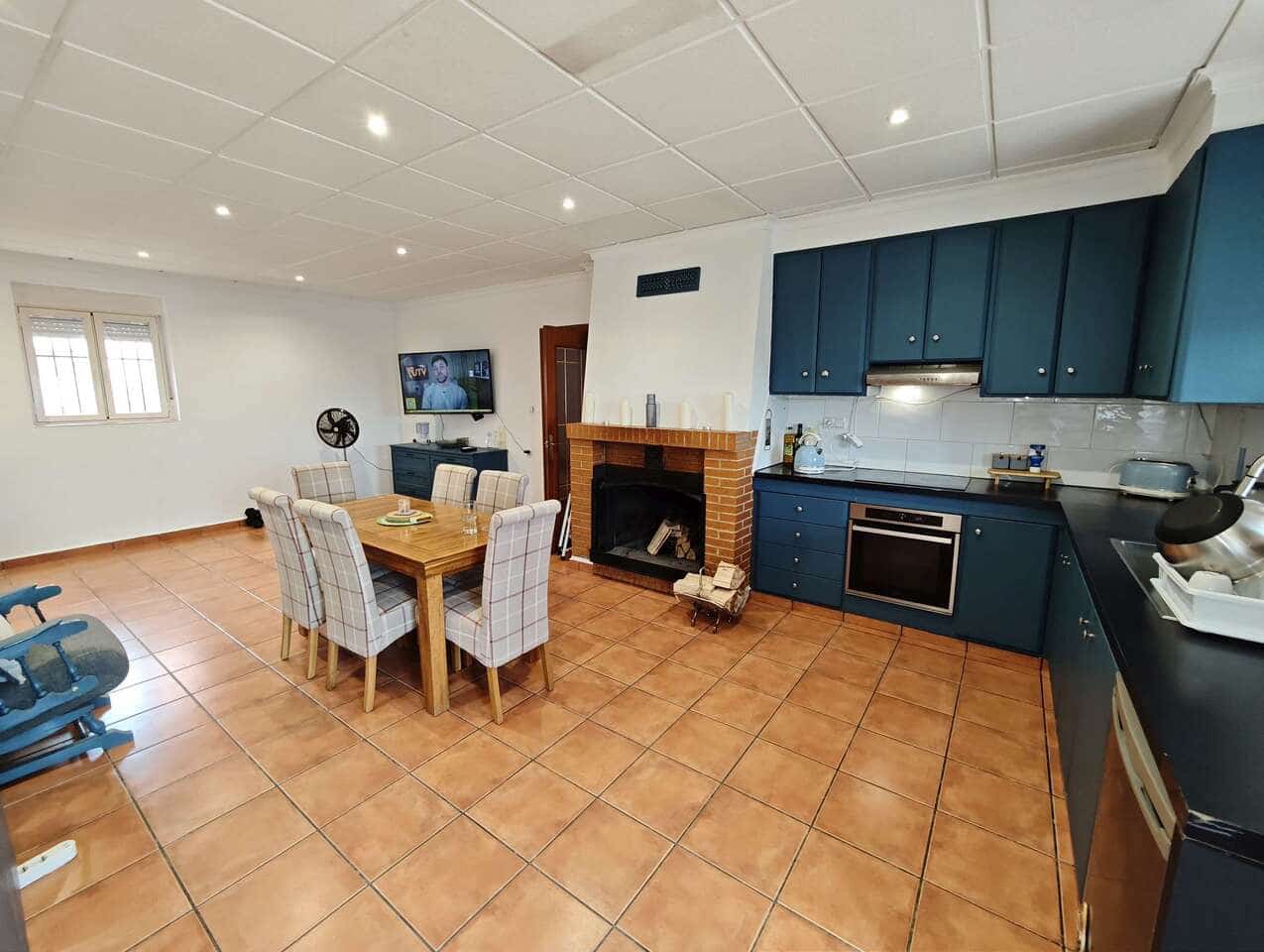 Casa de 4 habitaciones en Yecla en venta con piscina garaje - 159.995 € (Ref: 9670295)