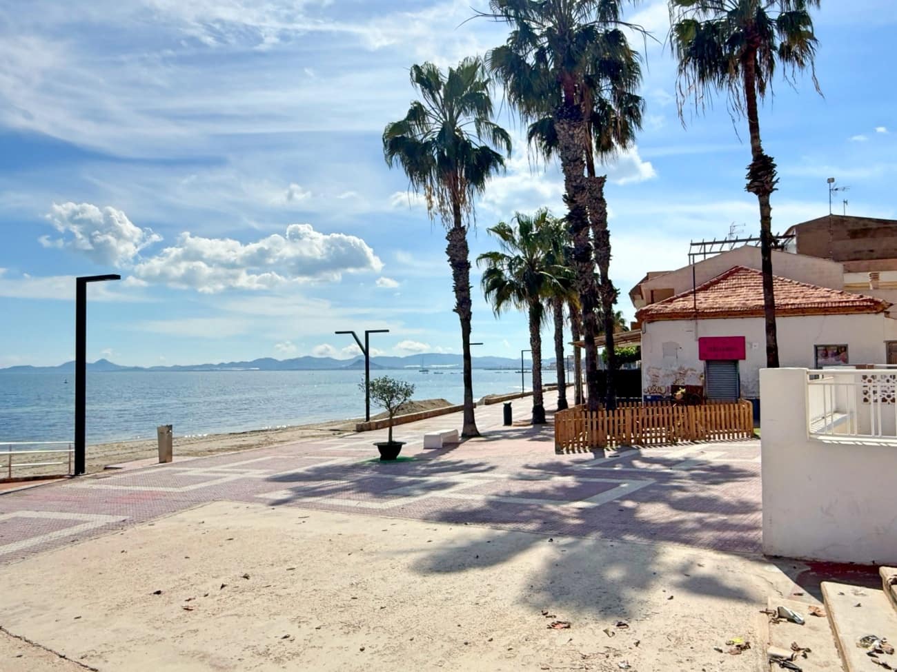 4 slaapkamer Huis te koop in Los Alcazares - € 137.000 (Ref: 9670297)