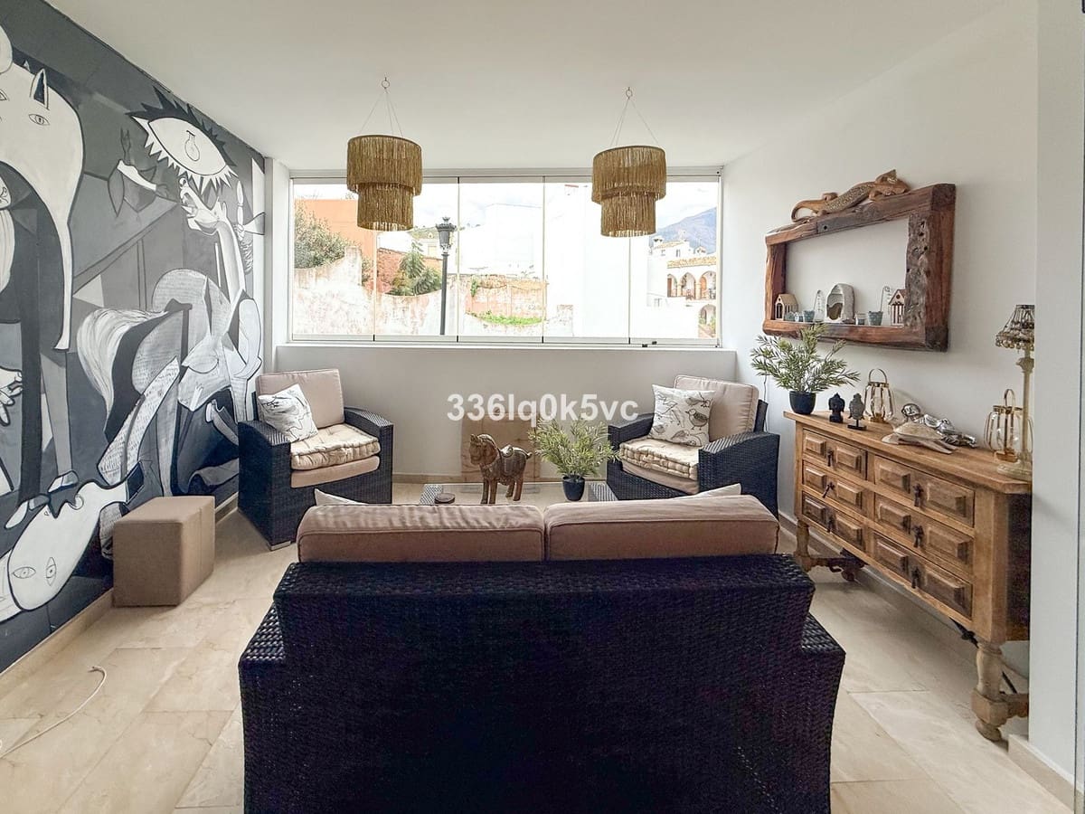 2 makuuhuone Huoneisto myytävänä paikassa Benahavis - 320 000 € (Ref: 9675998)