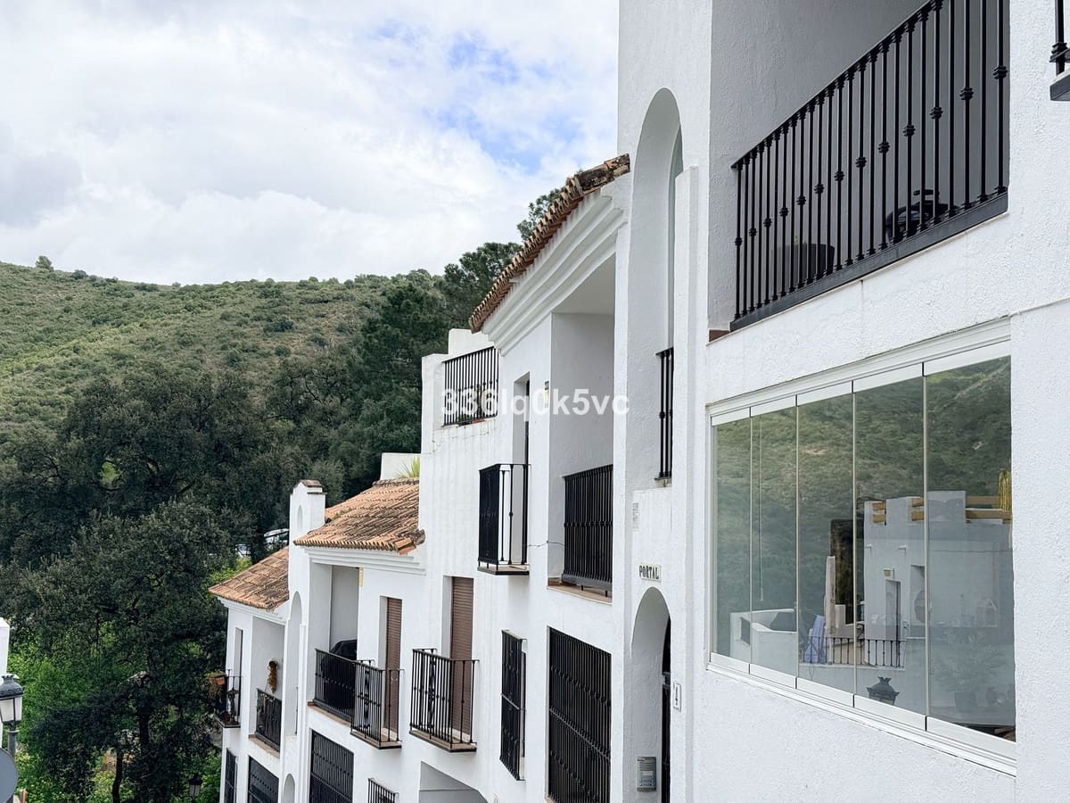 2 makuuhuone Huoneisto myytävänä paikassa Benahavis - 320 000 € (Ref: 9675998)