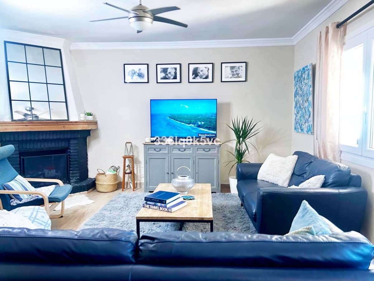 4 bedroom Villa for sale in Benahavis with pool - € 899,000 (Ref: 9675999)