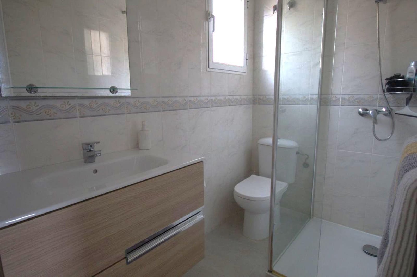 3 slaapkamer Huis te koop in Orihuela Costa met zwembad garage - € 205.000 (Ref: 9677046)