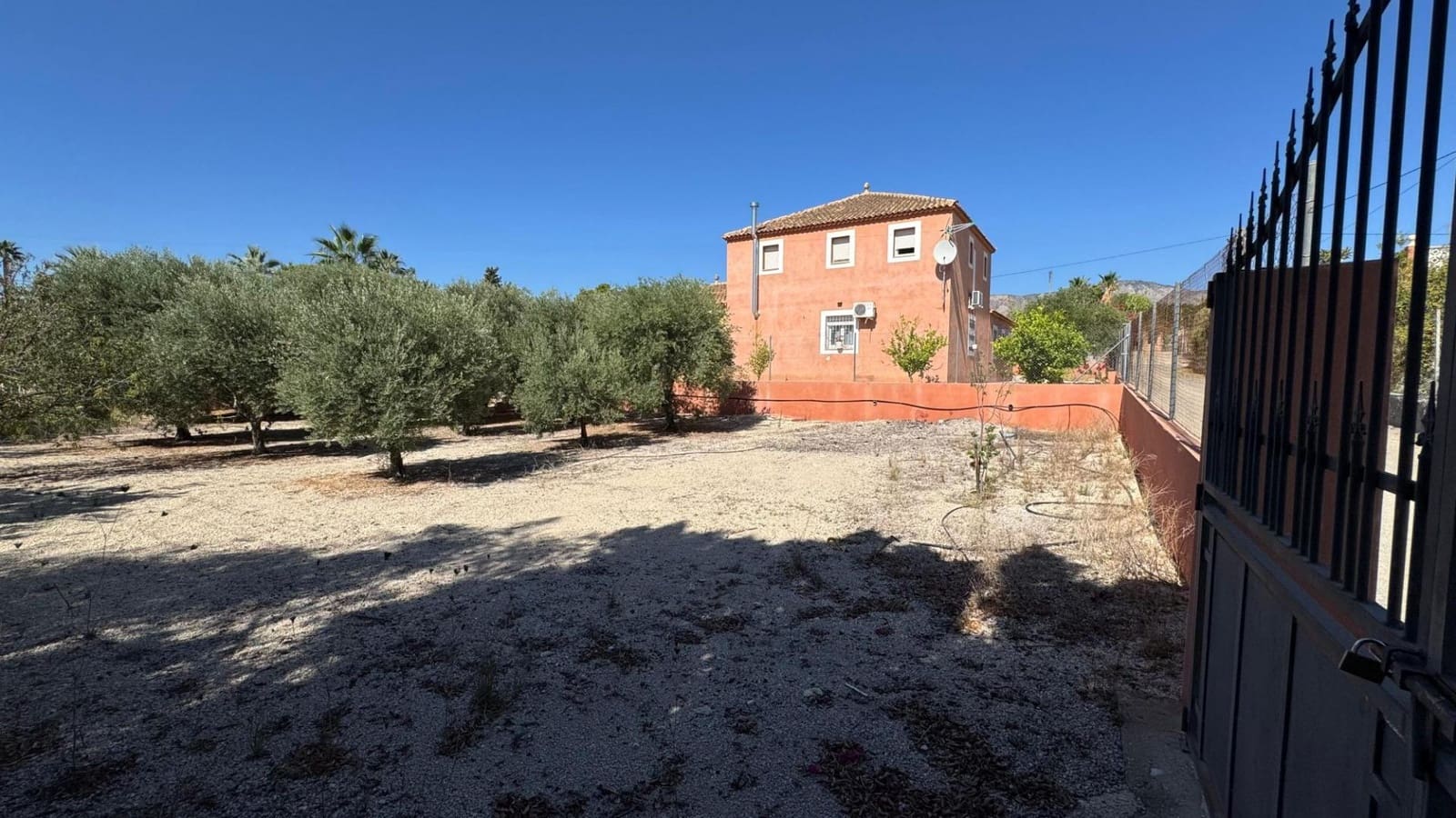 6 camera da letto Finca/Casa di Campagna in vendita in Albatera con garage - 280.000 € (Rif: 9677049)