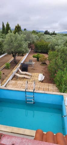 3 makuuhuone Huvila myytävänä paikassa Biar mukana uima-altaan - 210 000 € (Ref: 9694178)