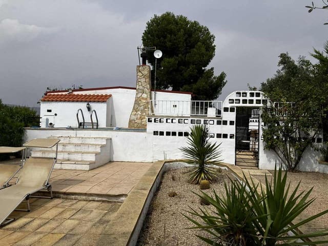 3 makuuhuone Huvila myytävänä paikassa Biar mukana uima-altaan - 210 000 € (Ref: 9694178)