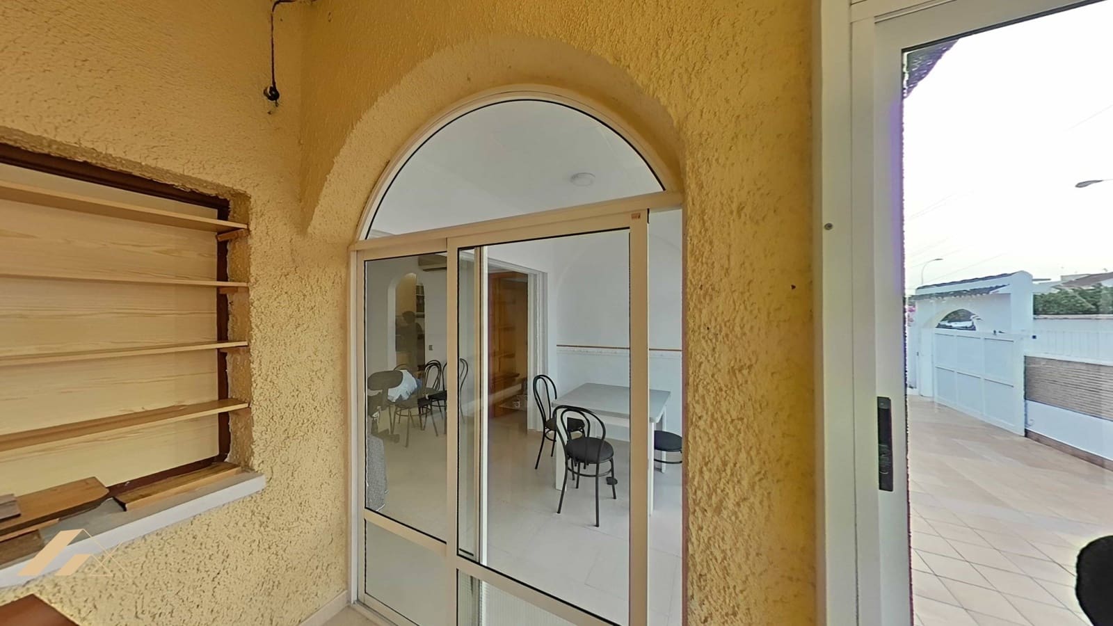 3 soveværelse Villa til salg i Torrevieja med swimmingpool - € 324.500 (Ref: 9694180)