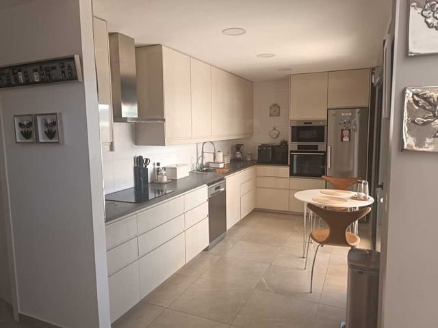 2 bedroom Villa for sale in Daya Nueva with pool - € 373,200 (Ref: 9694187)