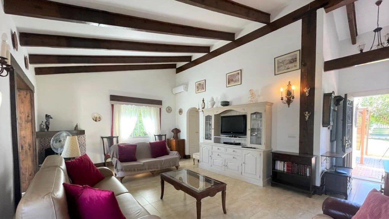 5 bedroom Villa for sale in Los Belones with pool garage - € 599,200 (Ref: 9694194)