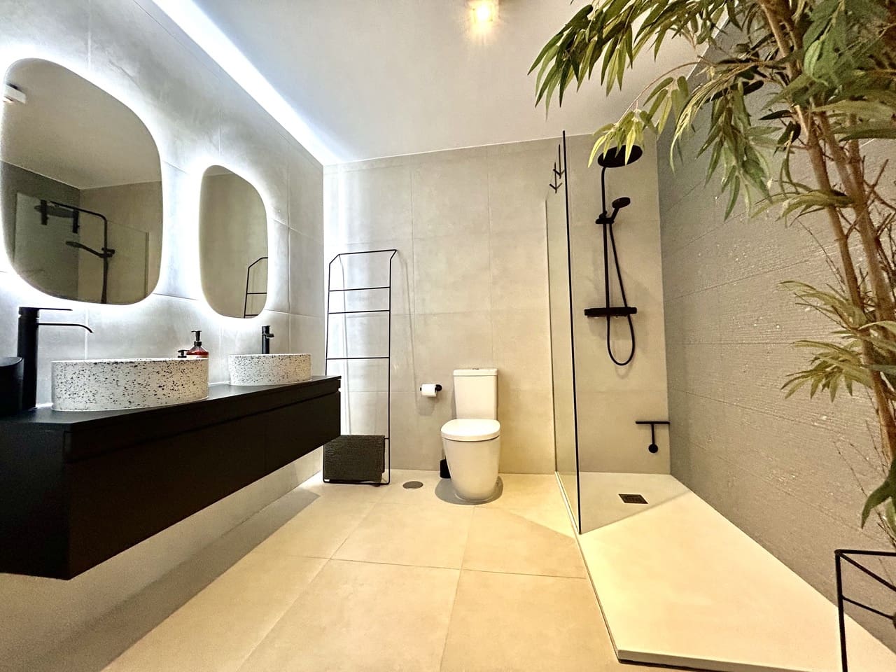 4 sovrum Villa till salu i San Miguel de Salinas med garage - 605 000 € (Ref: 9725033)