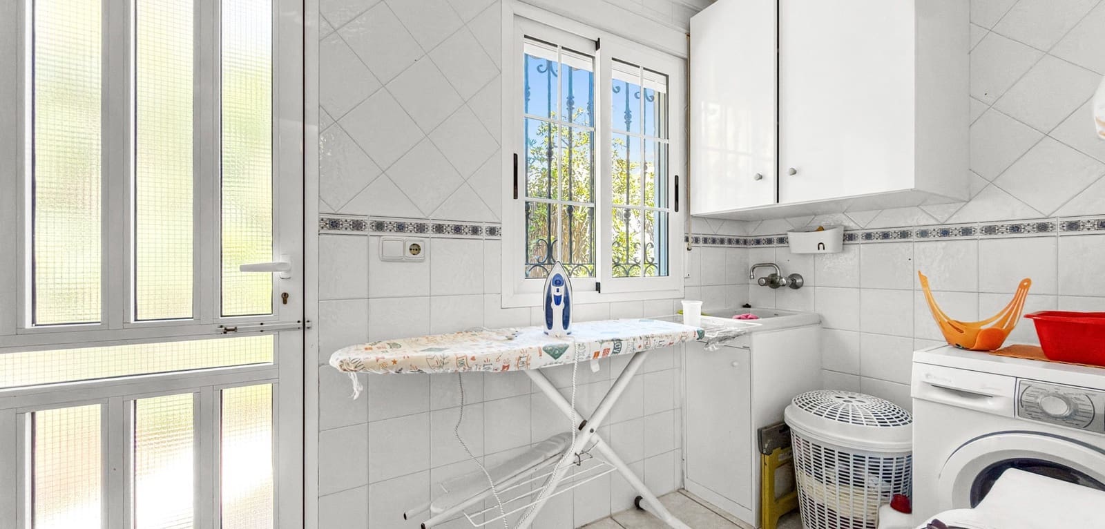 5 soveværelse Villa til salg i Torrevieja med swimmingpool garage - € 950.000 (Ref: 9725034)