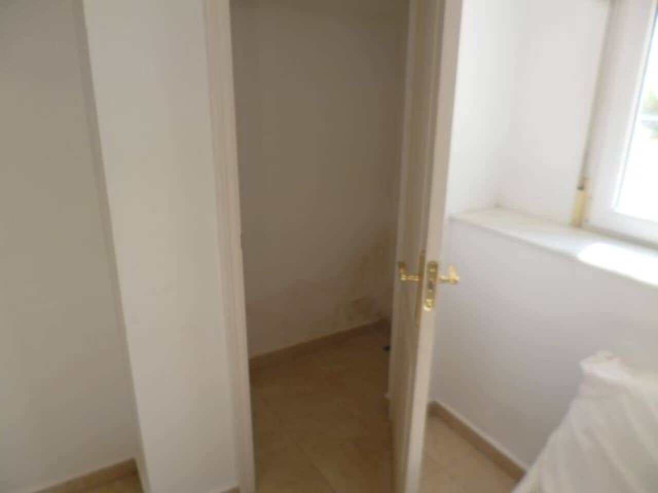 5 bedroom Villa for sale in Villamartin with pool - € 449,000 (Ref: 9725043)