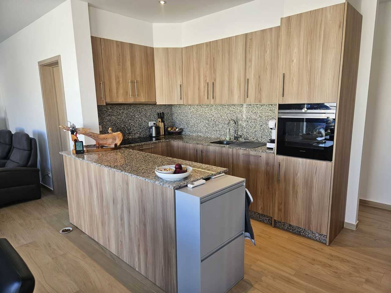 Chalet de 4 habitaciones en Torrevieja en venta con garaje - 780.000 € (Ref: 9725045)