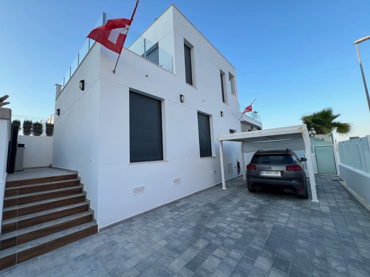 Chalet de 3 habitaciones en Los Montesinos en venta con garaje - 489.999 € (Ref: 9778734)