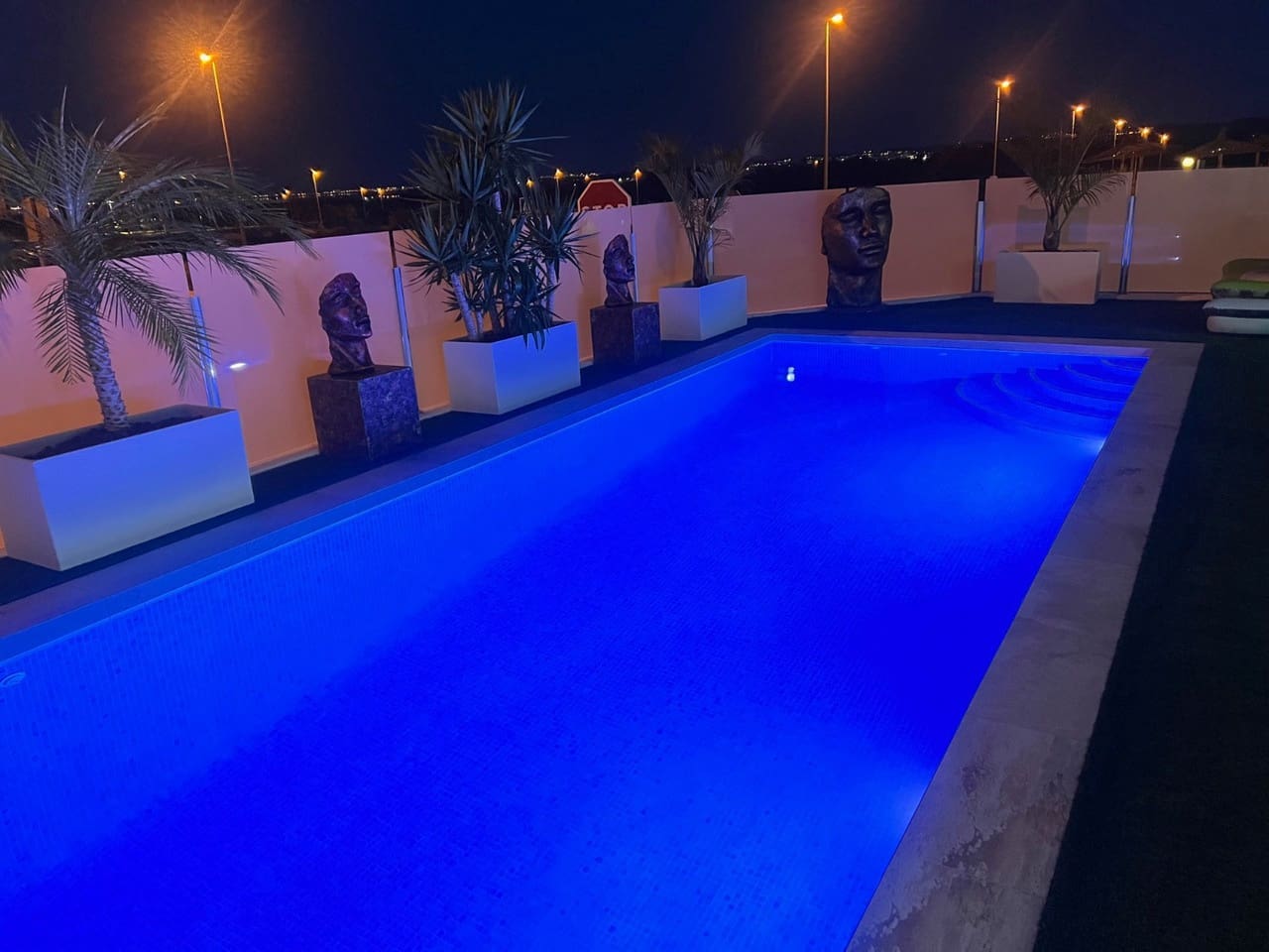 Chalet de 3 habitaciones en Los Montesinos en venta con garaje - 489.999 € (Ref: 9778734)
