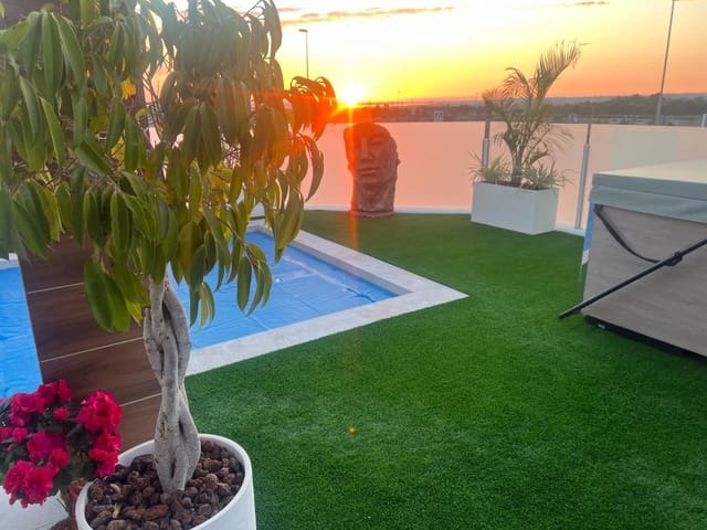 Chalet de 3 habitaciones en Los Montesinos en venta con garaje - 489.999 € (Ref: 9778734)