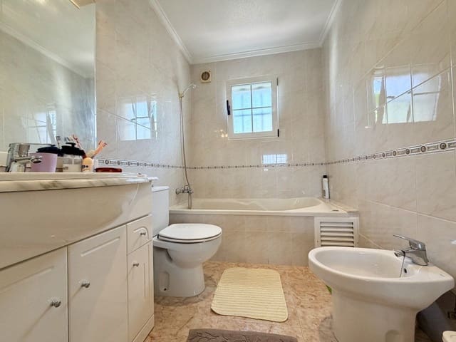 5 camera da letto Villa in vendita in Ciudad Quesada, Rojales con garage - 385.000 € (Rif: 9778736)