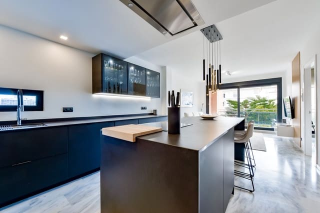 2 chambre Appartement à vendre à La Villajoyosa / Vila Joiosa avec garage - 365 000 € (Ref: 9778738)