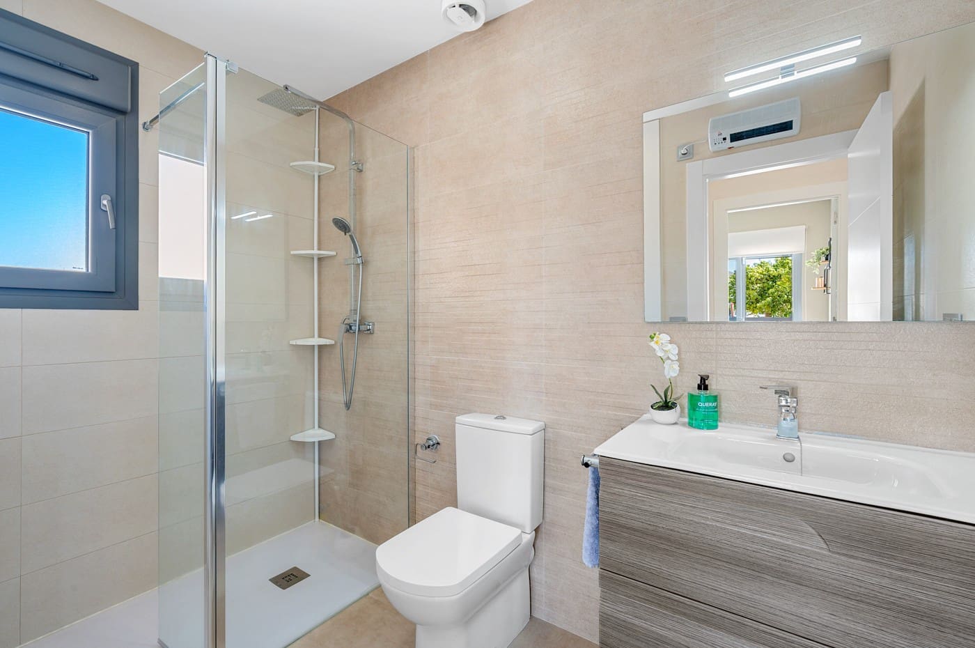 3 bedroom Townhouse for sale in Formentera del Segura with pool - € 329,000 (Ref: 9778742)