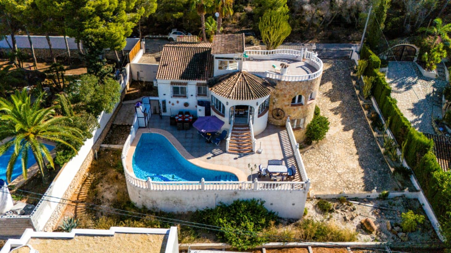 4 slaapkamer Villa te koop in Benissa met zwembad garage - € 610.000 (Ref: 9877501)