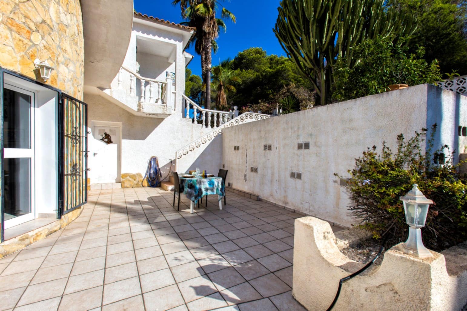 4 slaapkamer Villa te koop in Benissa met zwembad garage - € 610.000 (Ref: 9877501)