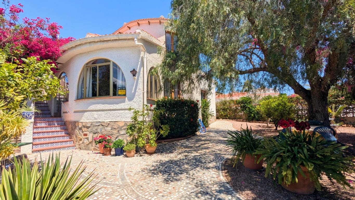 4 soverom Villa til salgs i Ciudad Quesada - € 385 000 (Ref: 9877502)