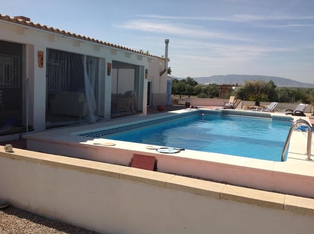 4 soveværelse Villa til salg i Villena med swimmingpool garage - € 225.000 (Ref: 9891268)