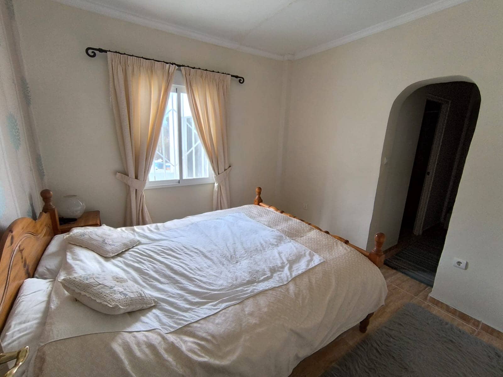 4 slaapkamer Villa te koop in Villena met zwembad garage - € 225.000 (Ref: 9891268)