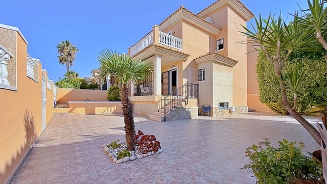 4 bedroom Villa for sale in Orihuela - € 379,000 (Ref: 9948773)