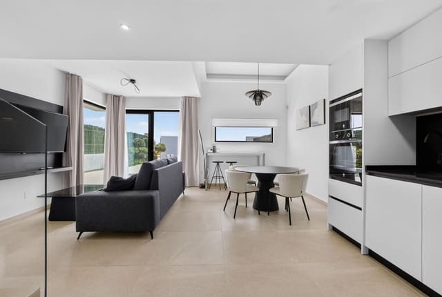 3 slaapkamer Villa te koop in Guardamar del Segura met zwembad garage - € 445.000 (Ref: 9974230)
