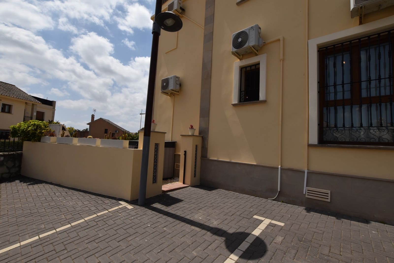 2 bedroom Apartment for sale in Algorfa - € 205,000 (Ref: 9974233)