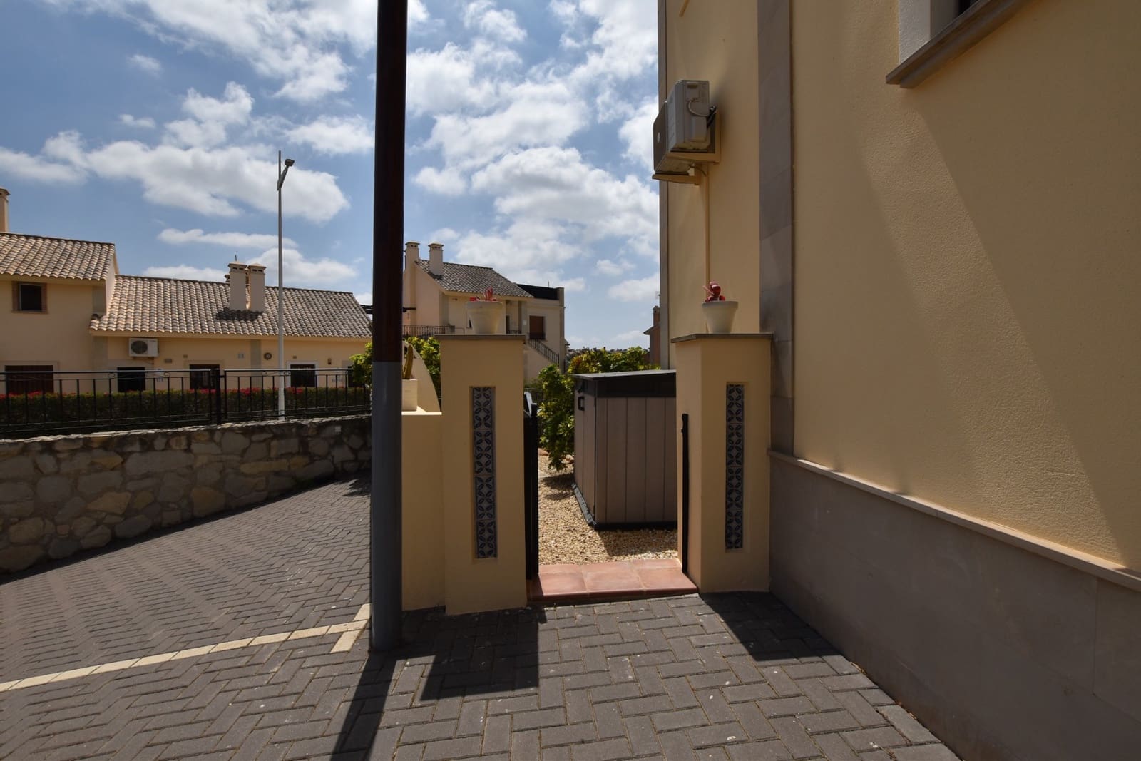 2 bedroom Apartment for sale in Algorfa - € 205,000 (Ref: 9974233)