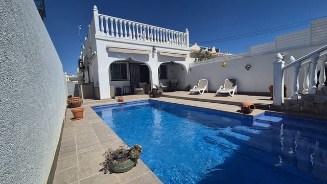2 soverom Hus til salgs i Villamartin, Orihuela med svømmebasseng garasje - € 240 000 (Ref: 9976586)