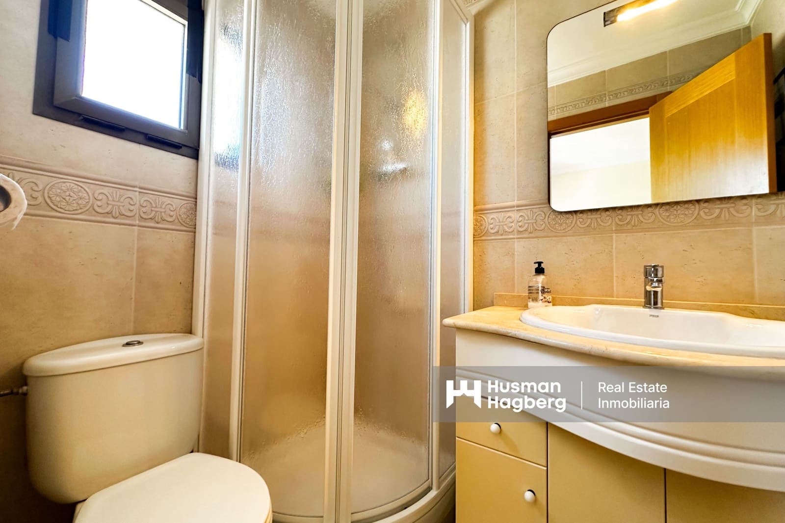 3 makuuhuone Huoneisto myytävänä paikassa Nerja mukana uima-altaan - 525 000 € (Ref: 10014865)
