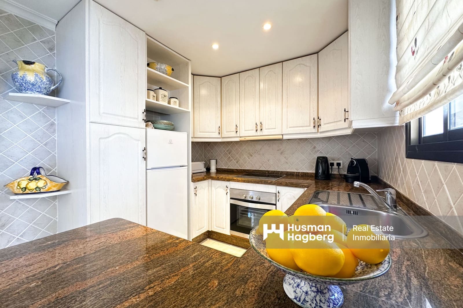 3 makuuhuone Huoneisto myytävänä paikassa Nerja mukana uima-altaan - 525 000 € (Ref: 10014865)