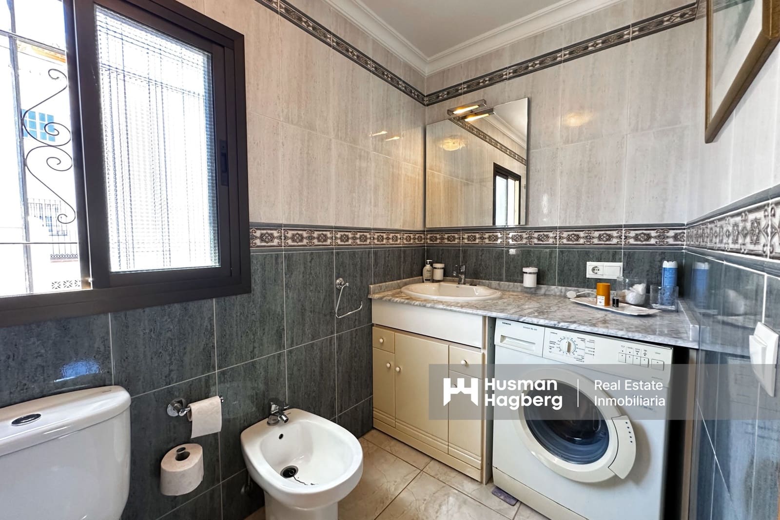 3 makuuhuone Huoneisto myytävänä paikassa Nerja mukana uima-altaan - 525 000 € (Ref: 10014865)