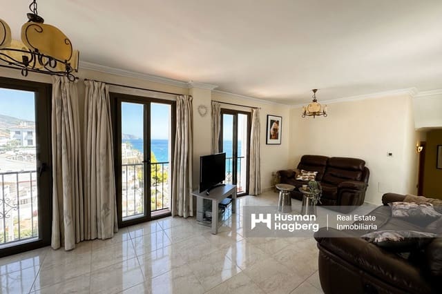 3 makuuhuone Huoneisto myytävänä paikassa Burriana, Nerja mukana uima-altaan - 525 000 € (Ref: 10014865)